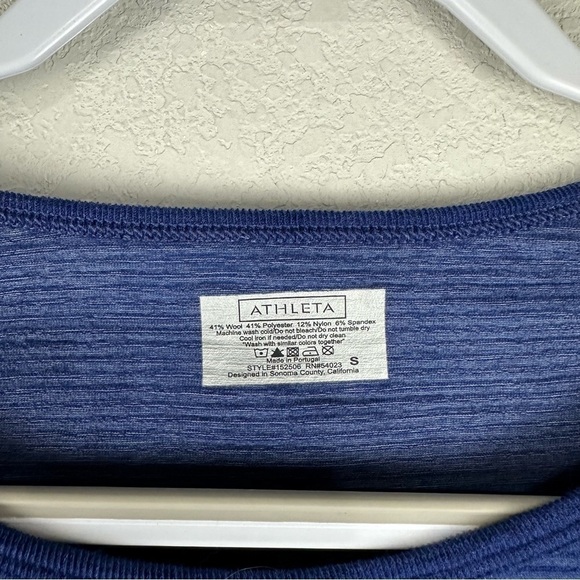 Athleta Blue Striped Long Sleeve Wool Blend Top Size Small - Picture 4 of 4